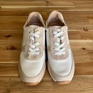 LifeStride Neutral Sneaker